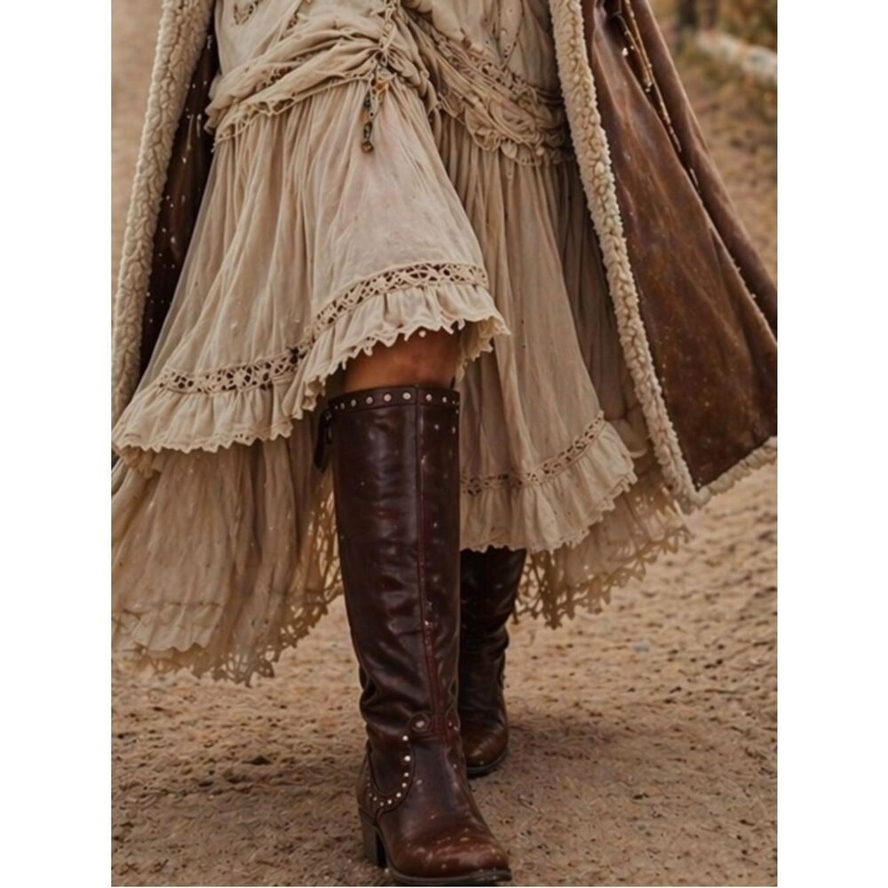 Born Lizzie Tall Lizzie Boots size 7.5